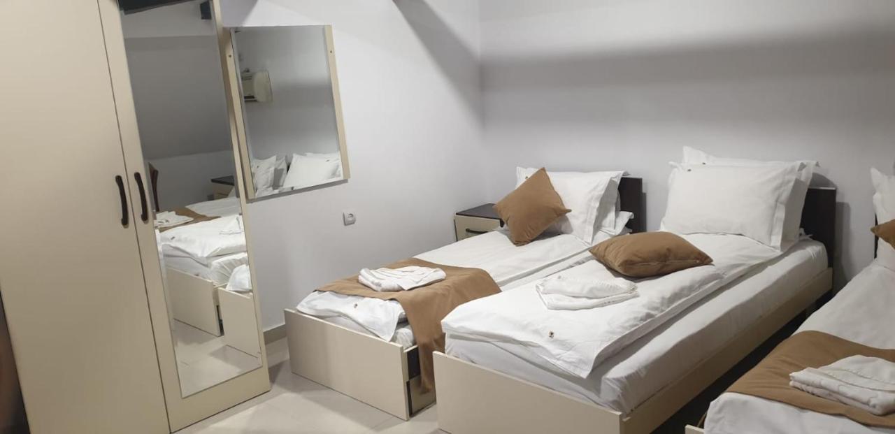 Hotel Top Central Bucureşti Ngoại thất bức ảnh